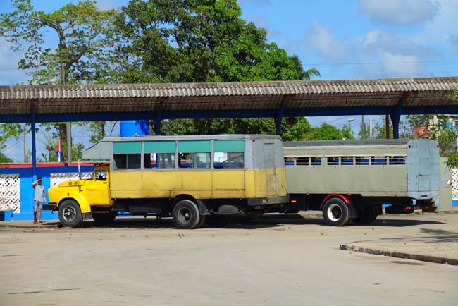 Se déplacer en Camion à Cuba