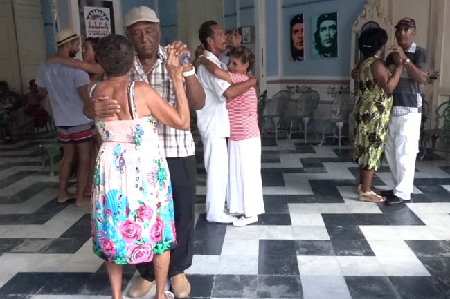 Voyage en immersion à Cuba apprendre la salsa